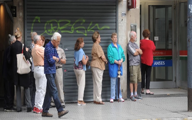 El senado aprobó la educación a distancia y ley de alquileres