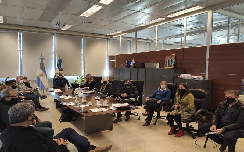 Gobierno y Gremios docentes se reunirían la próxima semana para tratar problemáticas del sector
