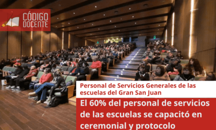 El 60% del personal de servicios de las escuelas se capacitó en ceremonial y protocolo